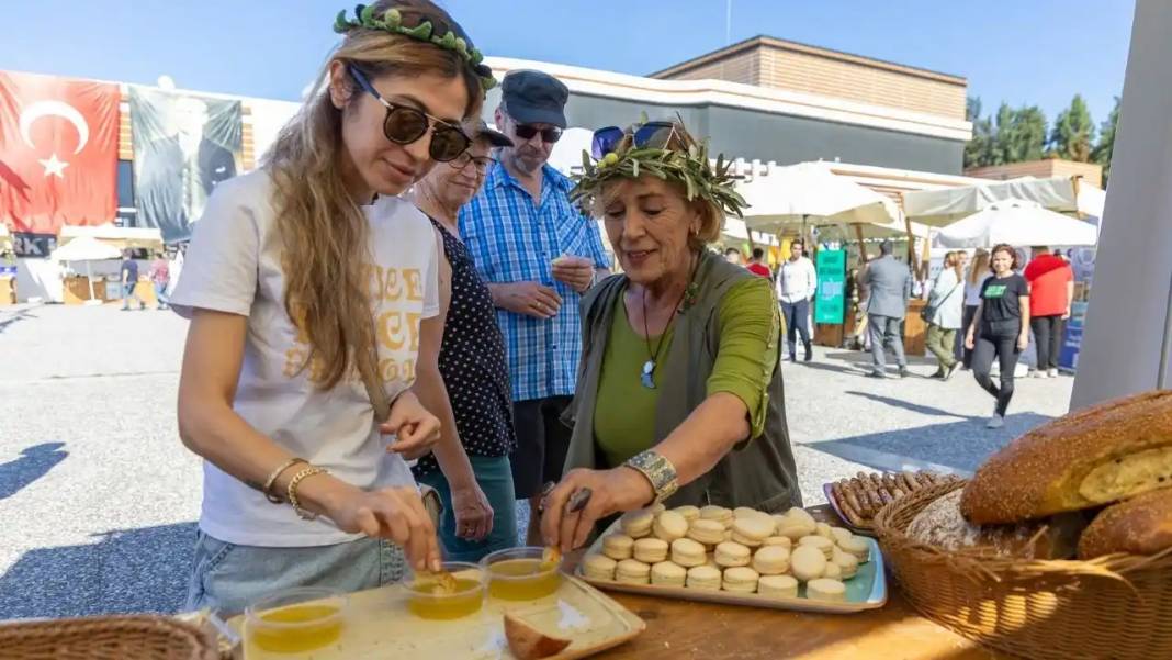 Zeytin ve Zeytinyağı Festivali Coşkusu: Zeytinin Kalbi Manavgat’ta Attı! 16